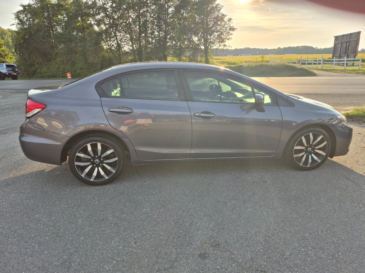 Honda Civic EX-L Sedan AT 2015