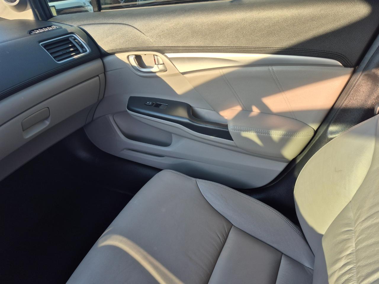 Honda Civic EX-L Sedan AT 2015