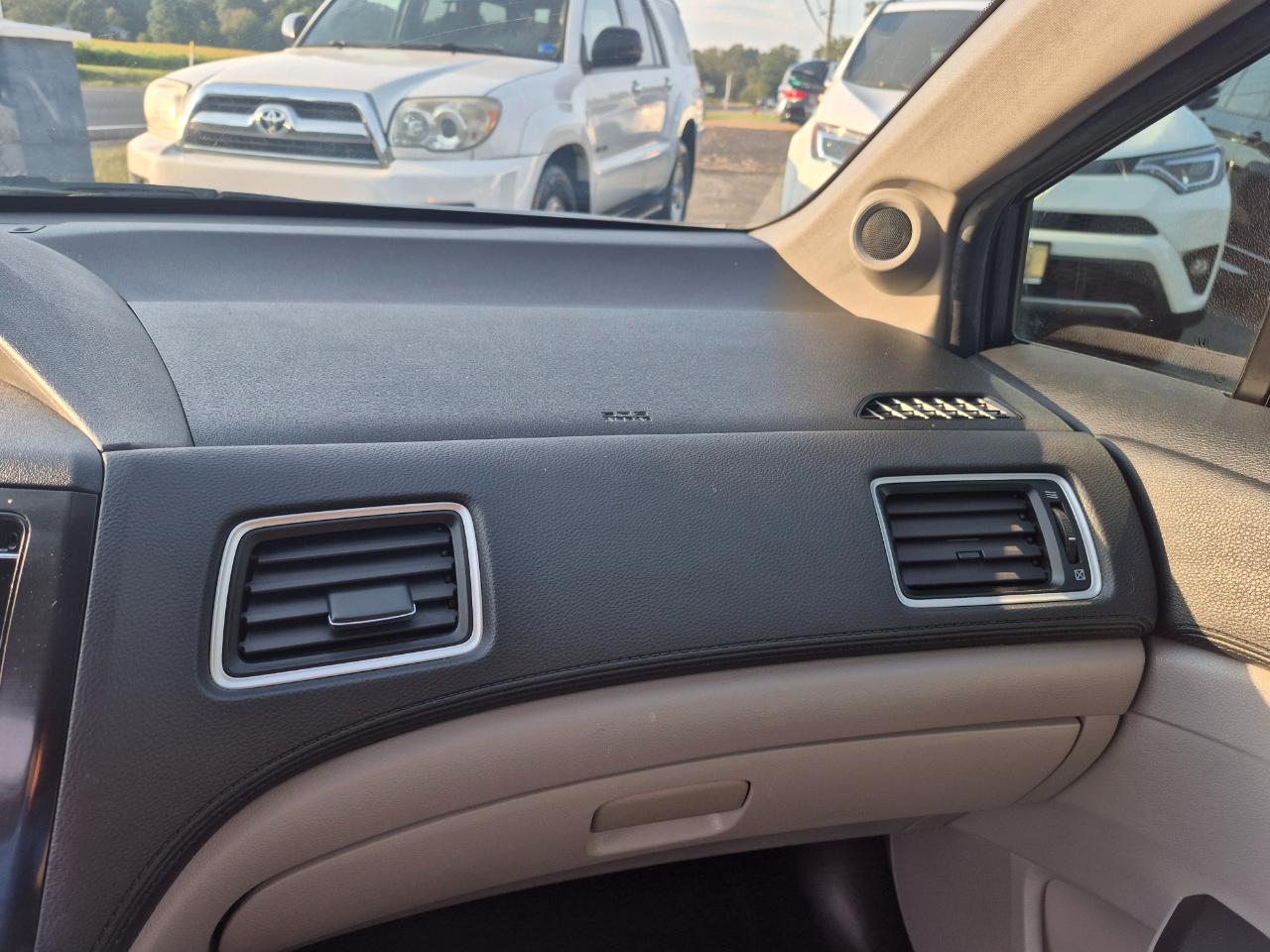 Honda Civic EX-L Sedan AT 2015