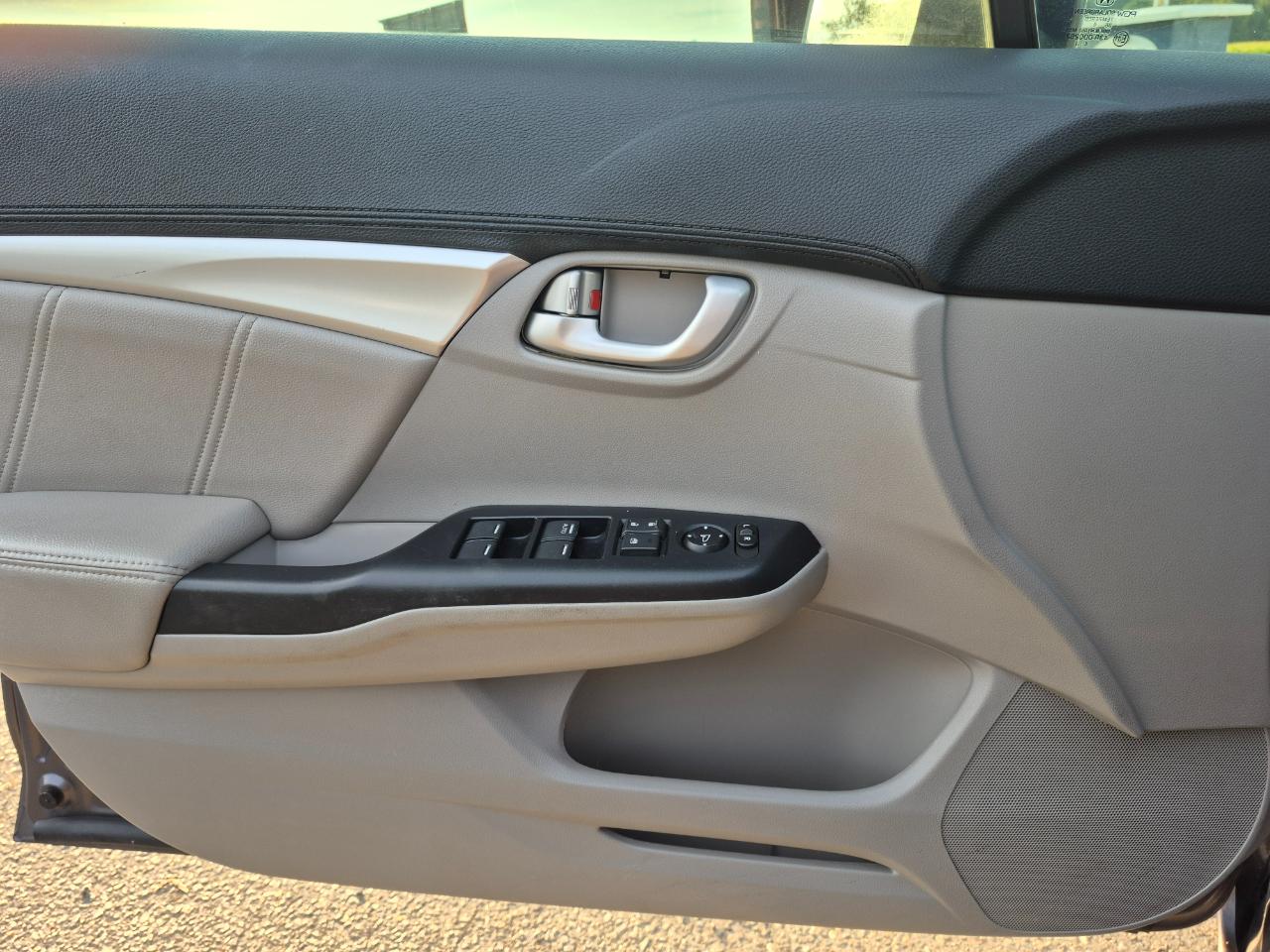 Honda Civic EX-L Sedan AT 2015