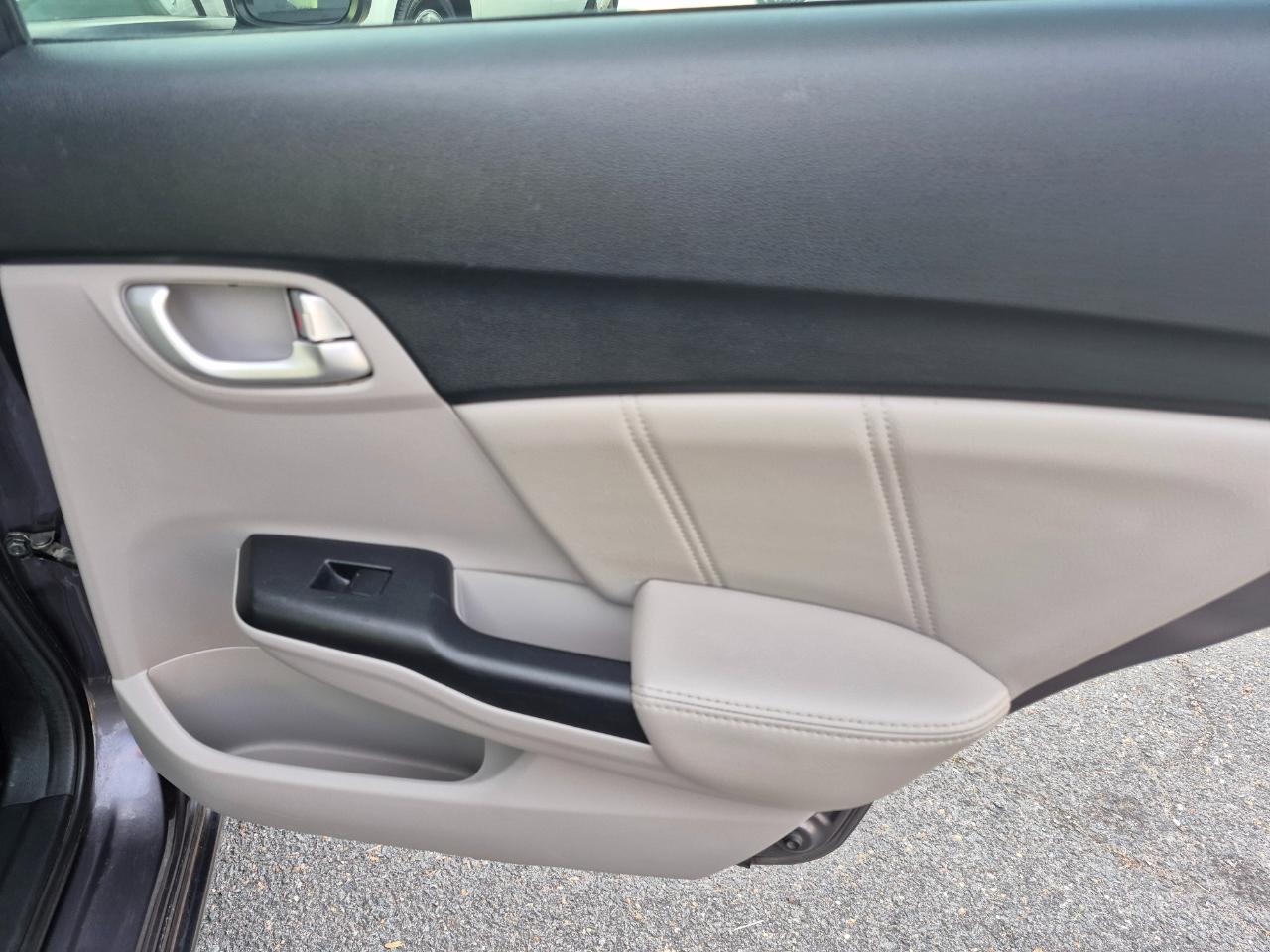 Honda Civic EX-L Sedan AT 2015
