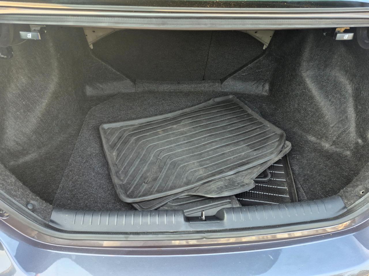 Honda Civic EX-L Sedan AT 2015