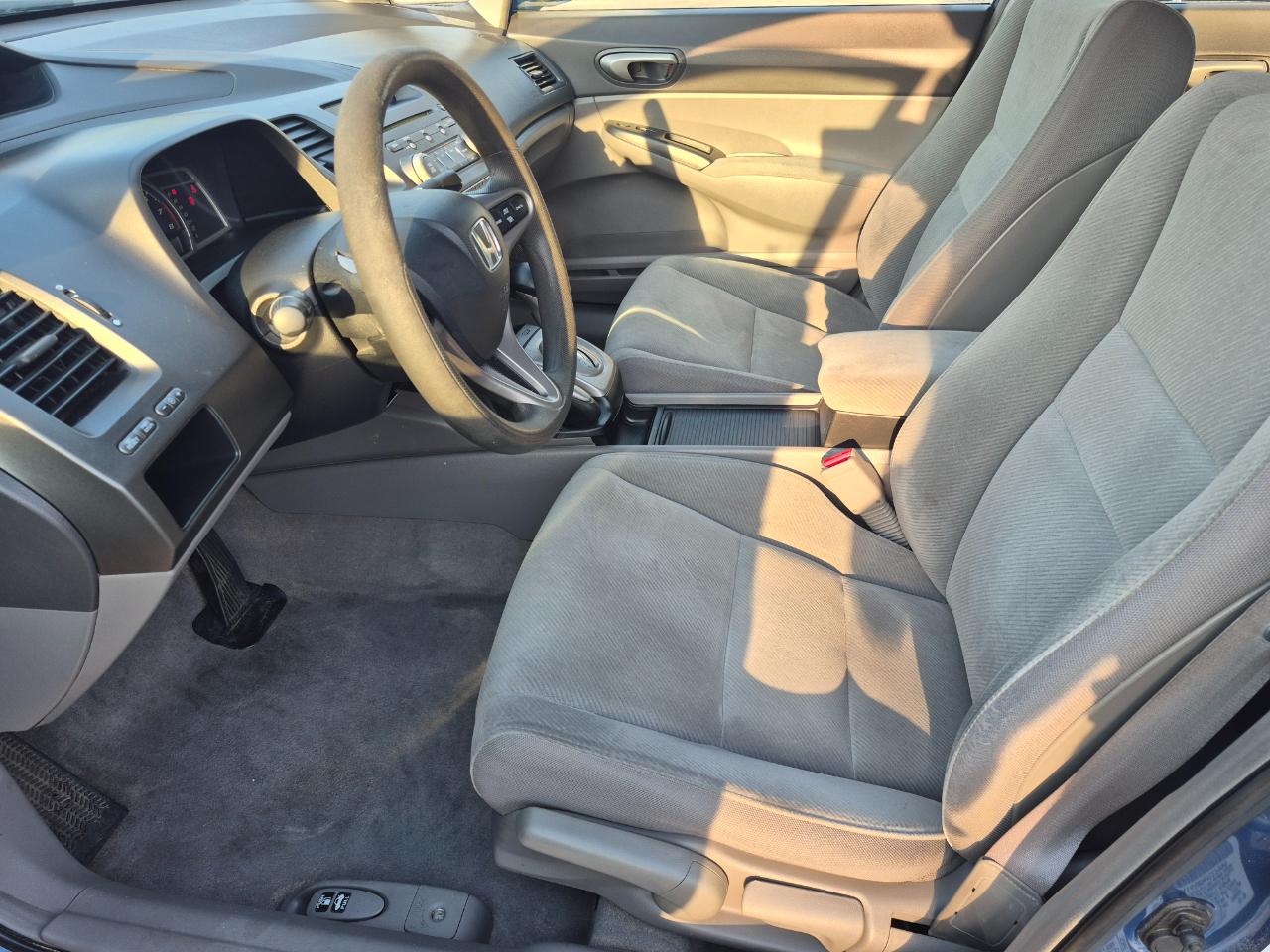 Honda Civic LX Sedan AT 2009