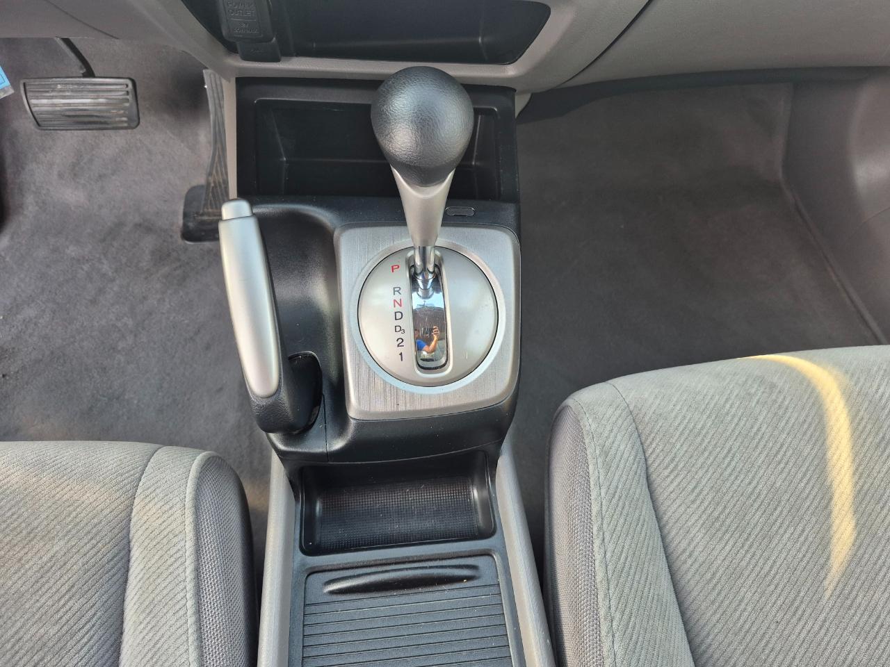 Honda Civic LX Sedan AT 2009