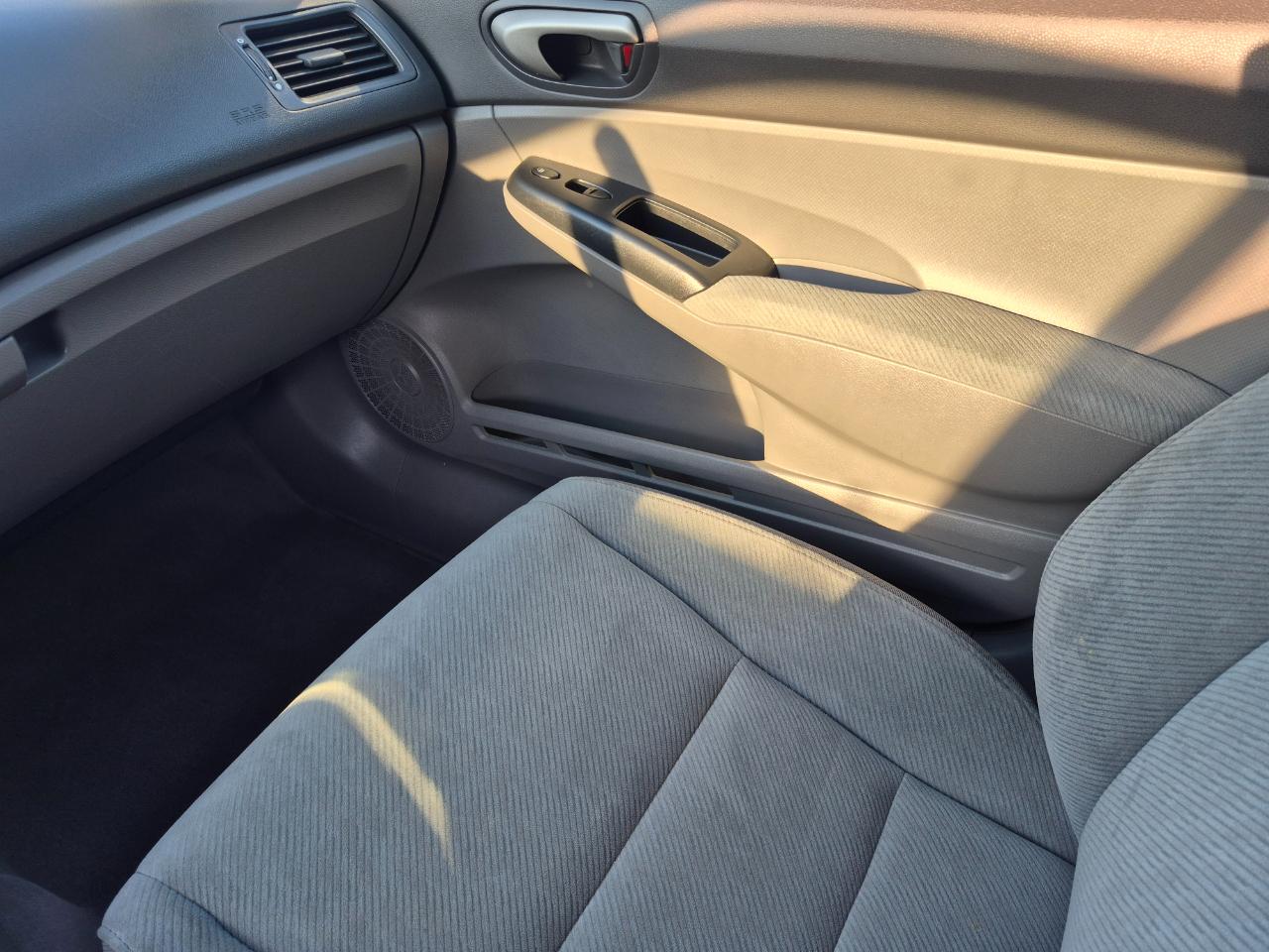 Honda Civic LX Sedan AT 2009
