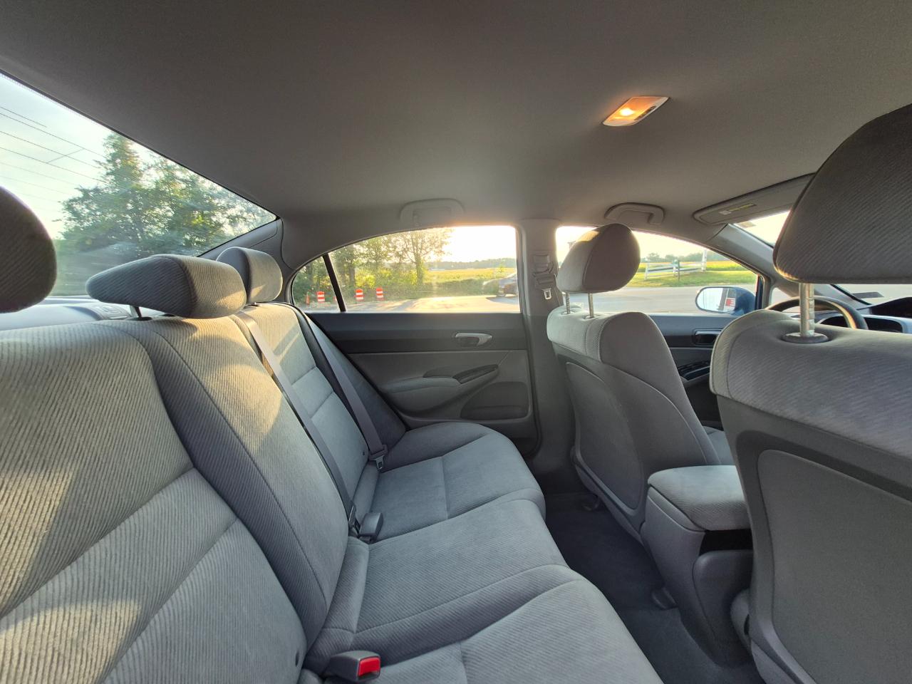 Honda Civic LX Sedan AT 2009