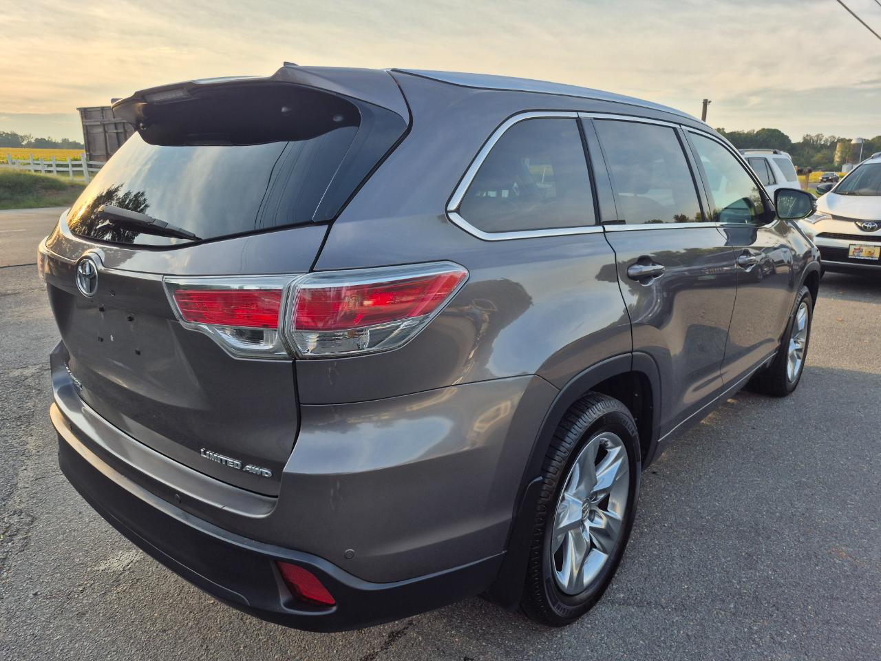 Toyota Highlander Limited AWD V6 2014