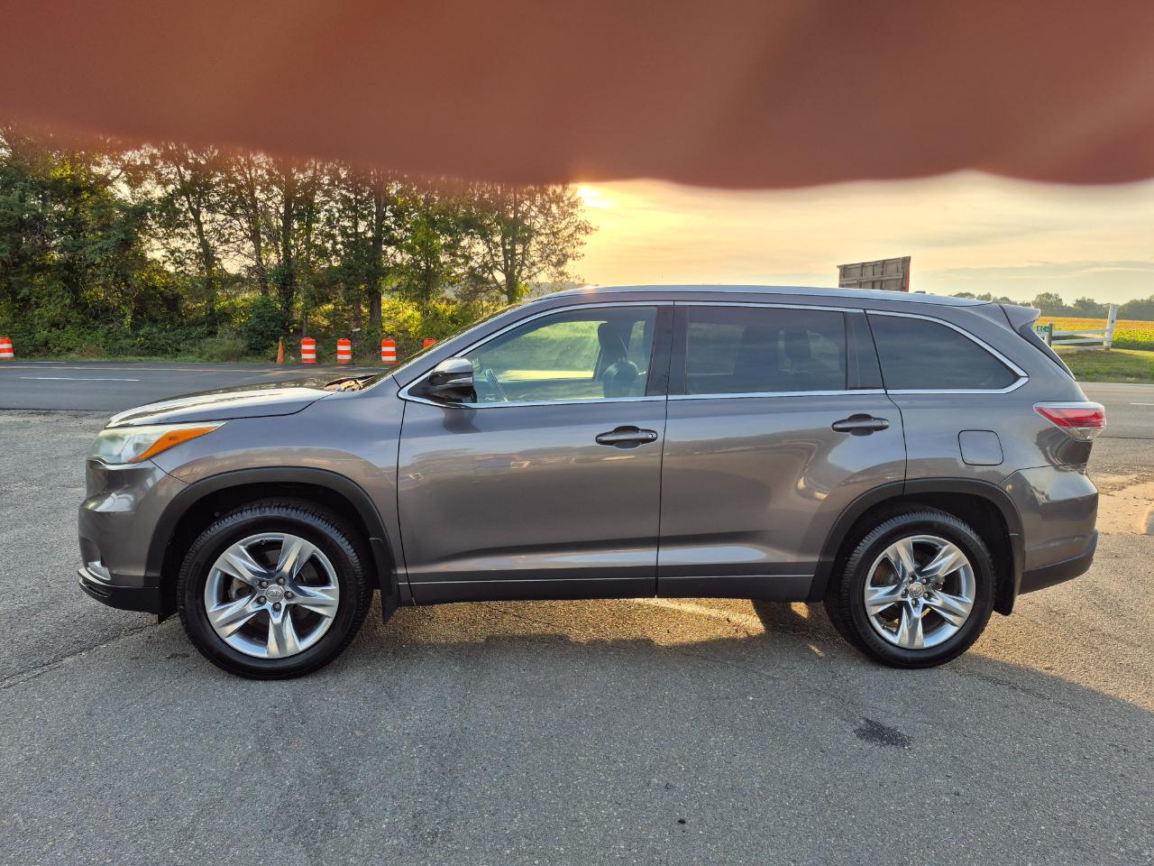 Toyota Highlander Limited AWD V6 2014