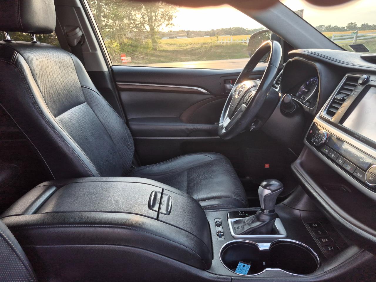 Toyota Highlander Limited AWD V6 2014