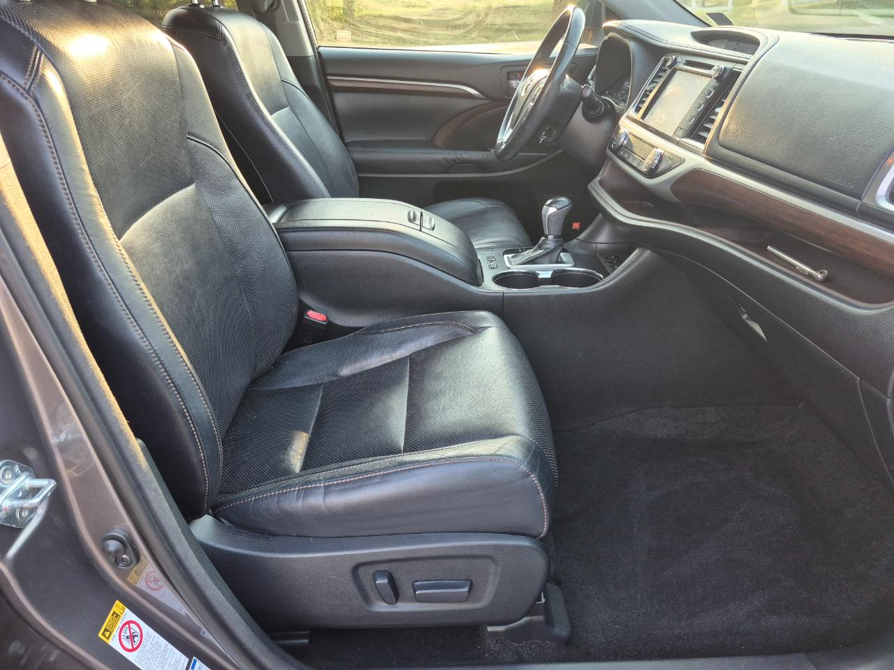 Toyota Highlander Limited AWD V6 2014