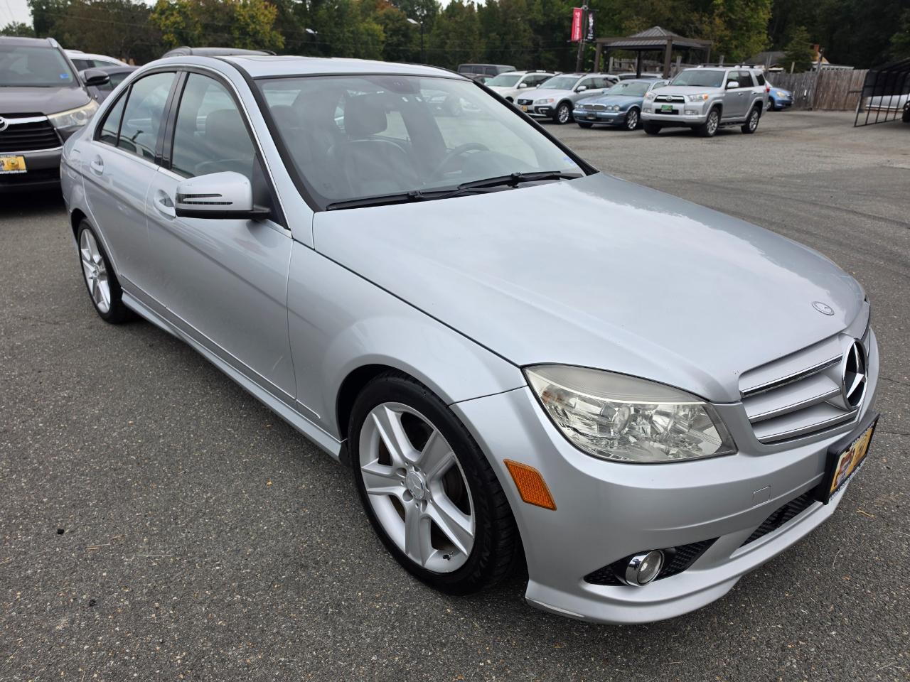 Mercedes-Benz C-Class C300 Luxury Sedan 2010