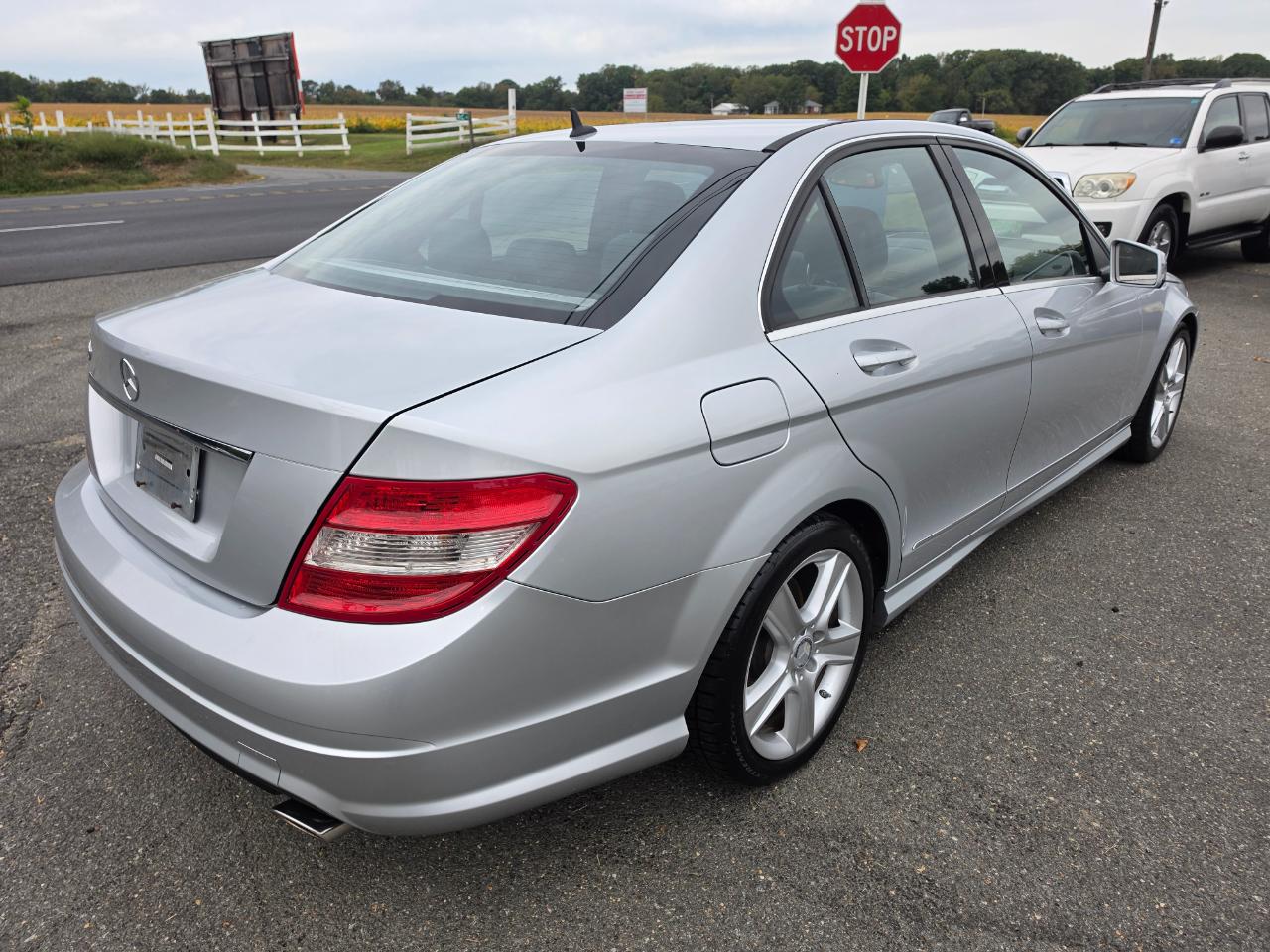 Mercedes-Benz C-Class C300 Luxury Sedan 2010