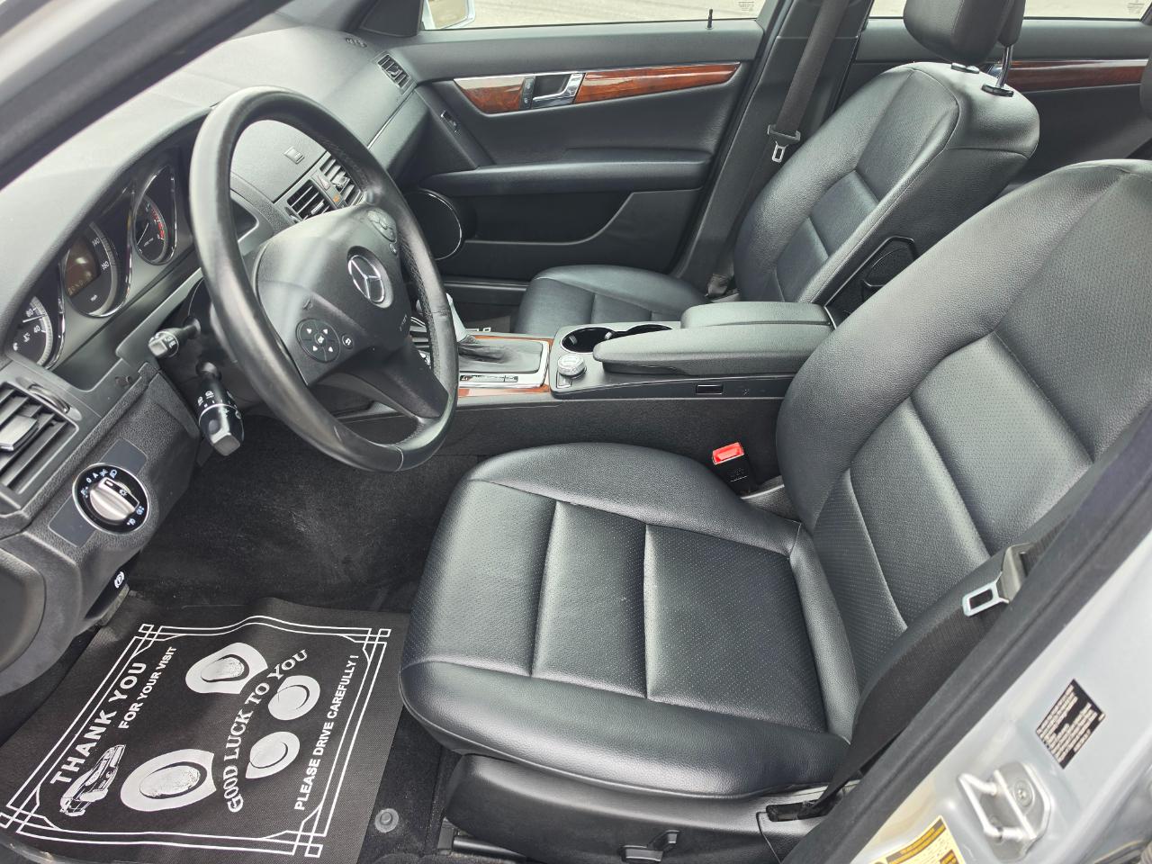Mercedes-Benz C-Class C300 Luxury Sedan 2010