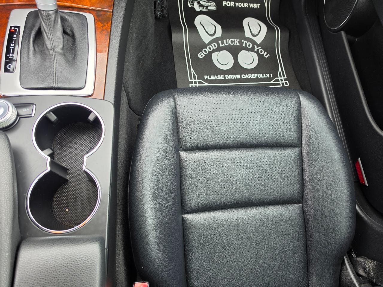 Mercedes-Benz C-Class C300 Luxury Sedan 2010