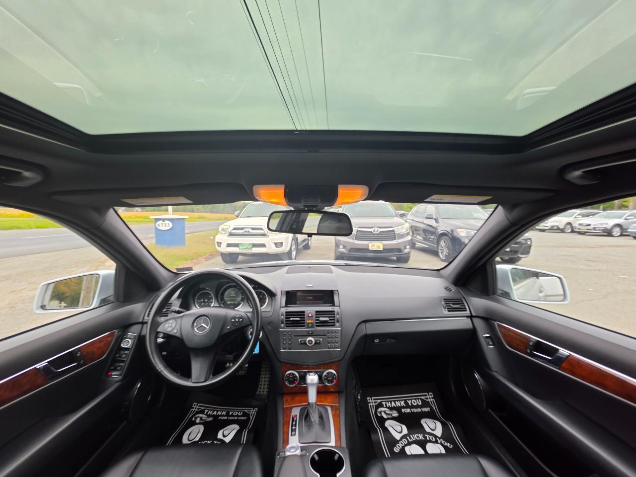 Mercedes-Benz C-Class C300 Luxury Sedan 2010