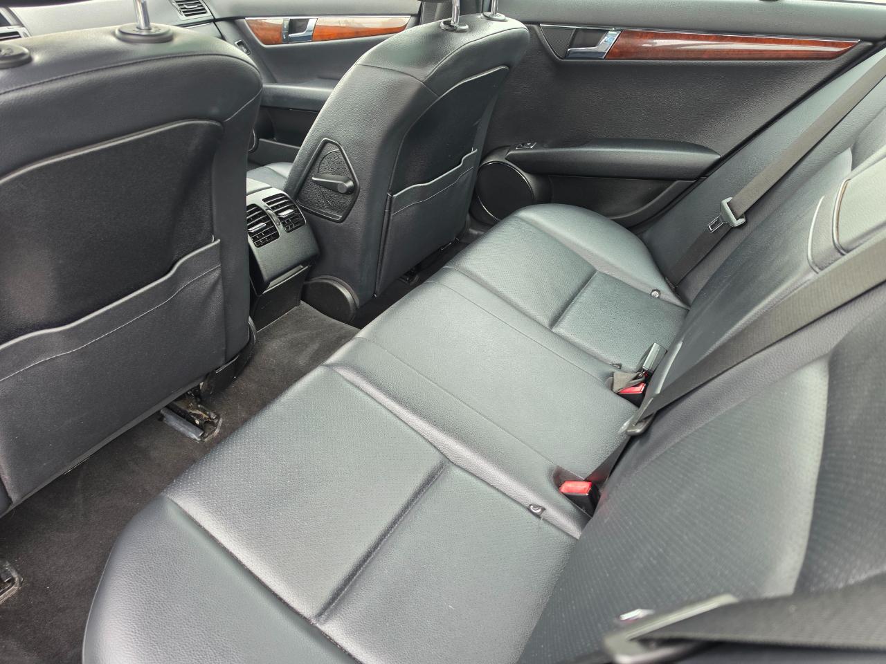 Mercedes-Benz C-Class C300 Luxury Sedan 2010