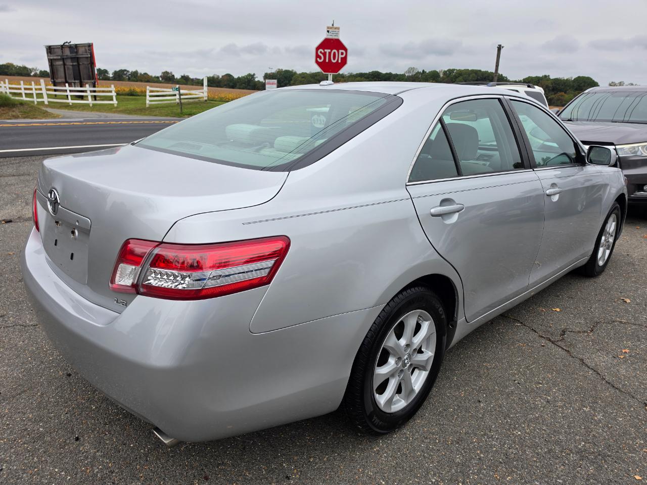 Toyota Camry SE V6 2011