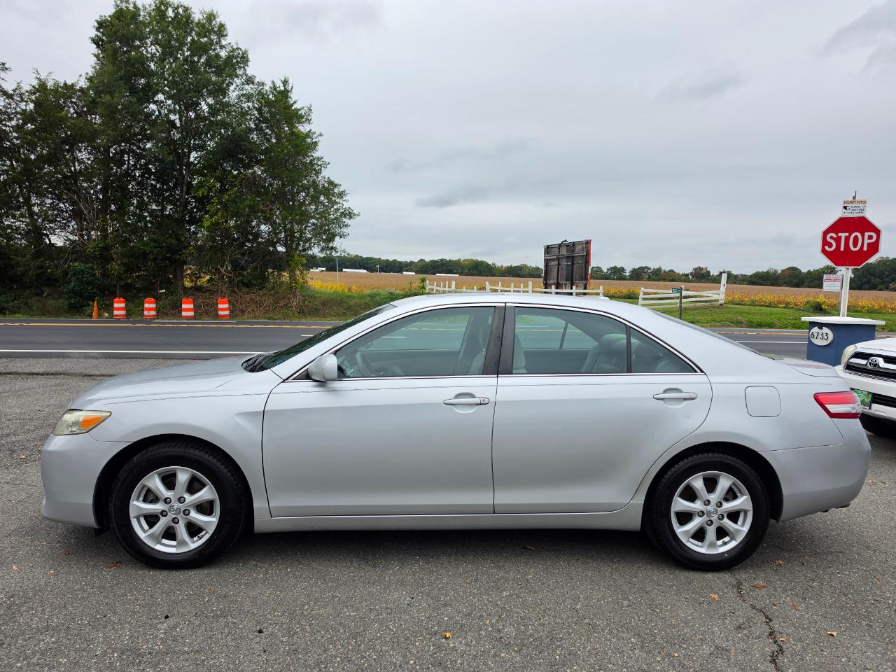 Toyota Camry SE V6 2011