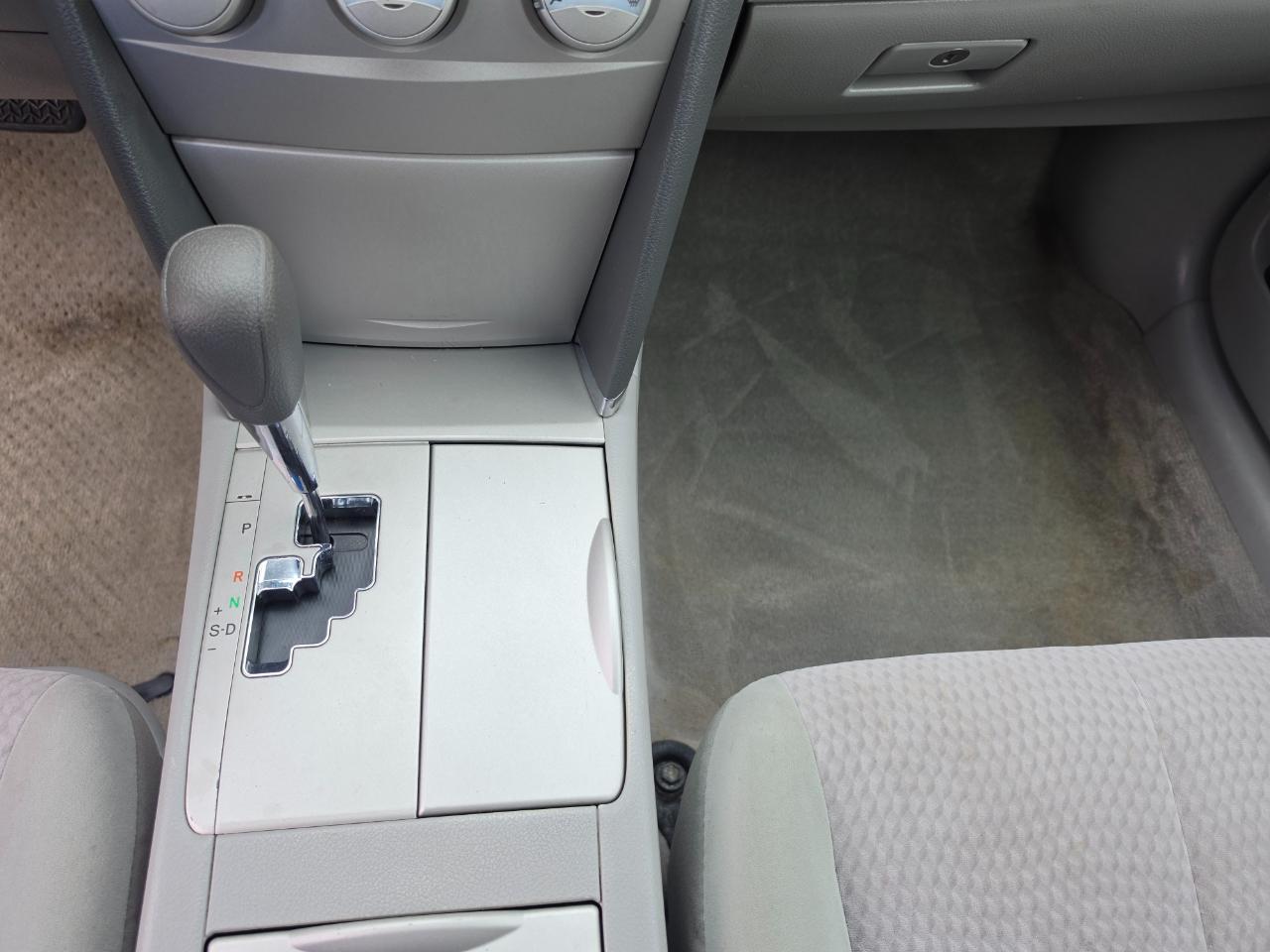 Toyota Camry SE V6 2011