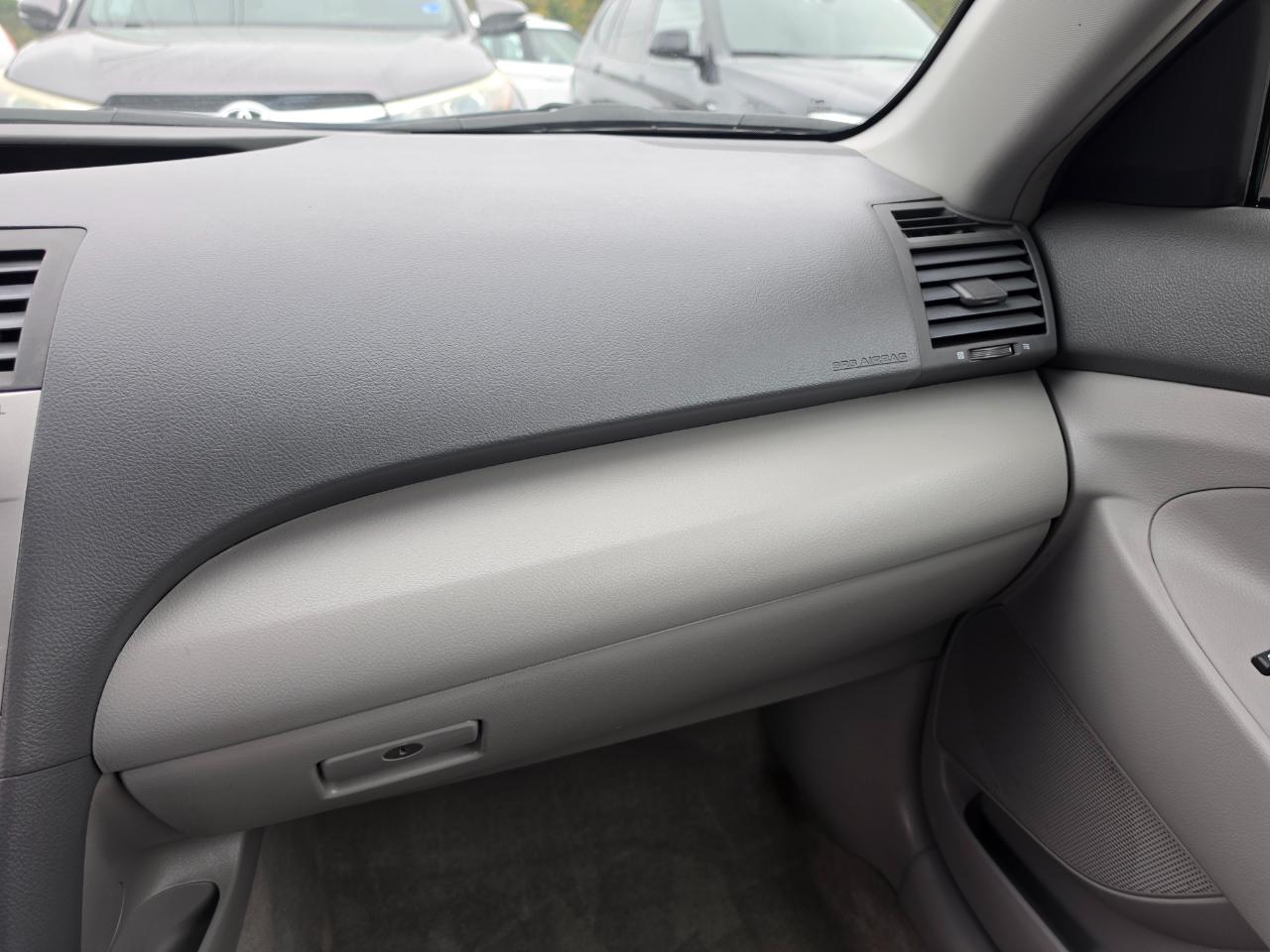 Toyota Camry SE V6 2011