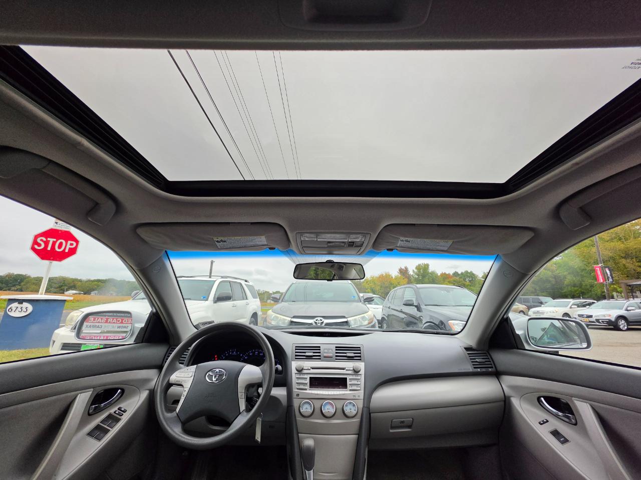 Toyota Camry SE V6 2011