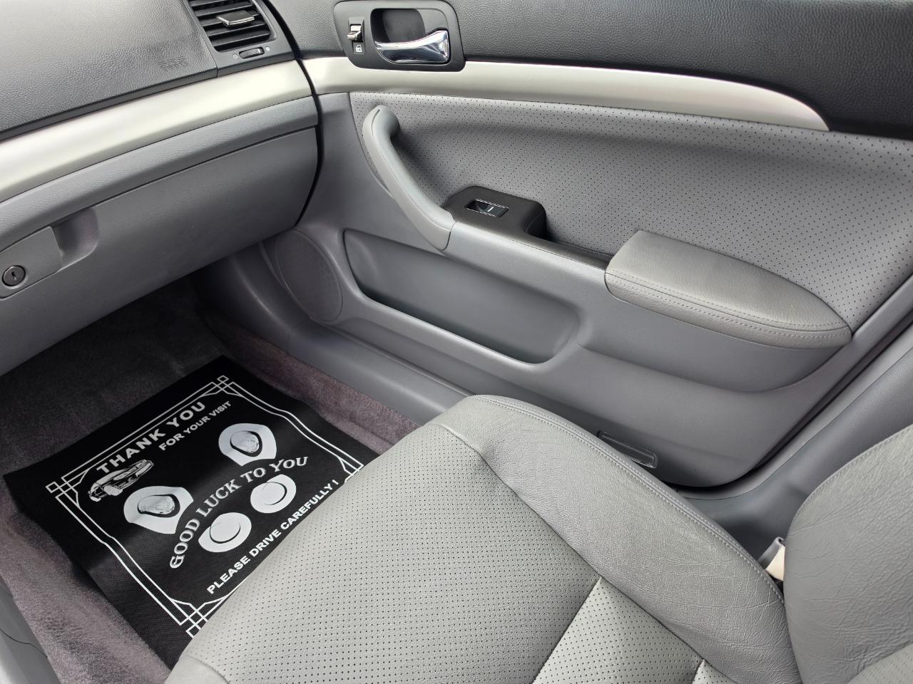 Acura TSX 4dr Sdn AT Navi 2006