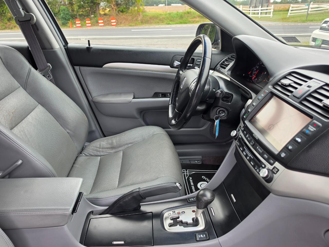 Acura TSX 4dr Sdn AT Navi 2006