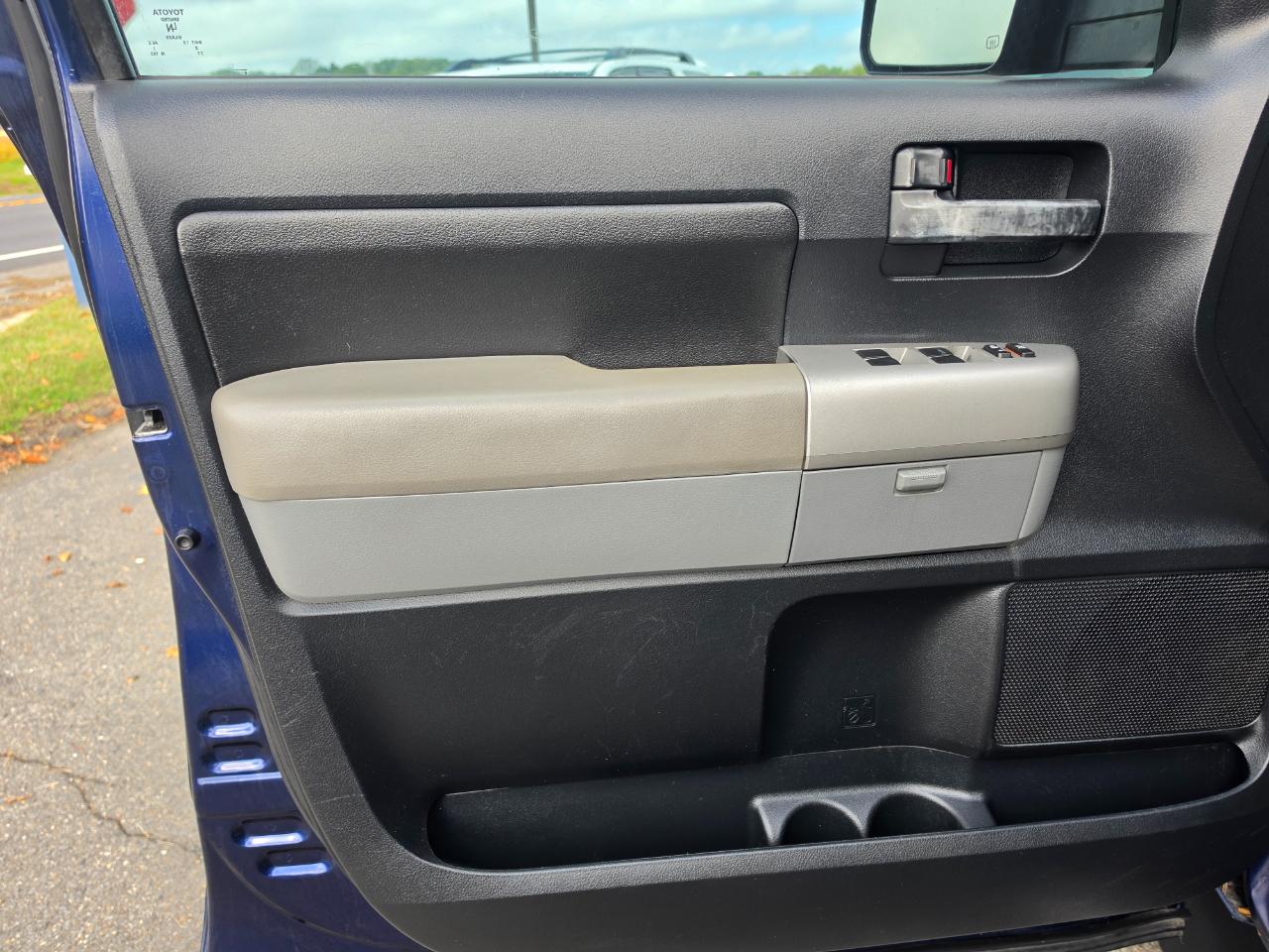 Toyota Tundra SR5 Double Cab 5.7L 4WD 2008
