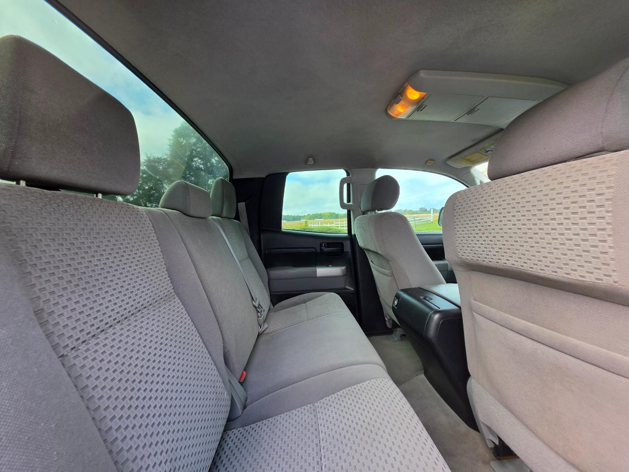 Toyota Tundra SR5 Double Cab 5.7L 4WD 2008