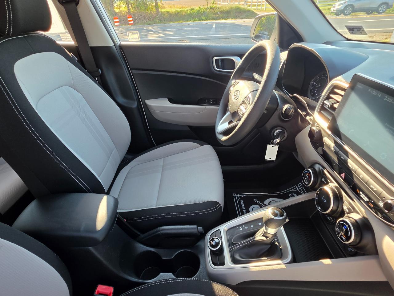 Hyundai Venue SEL 2020