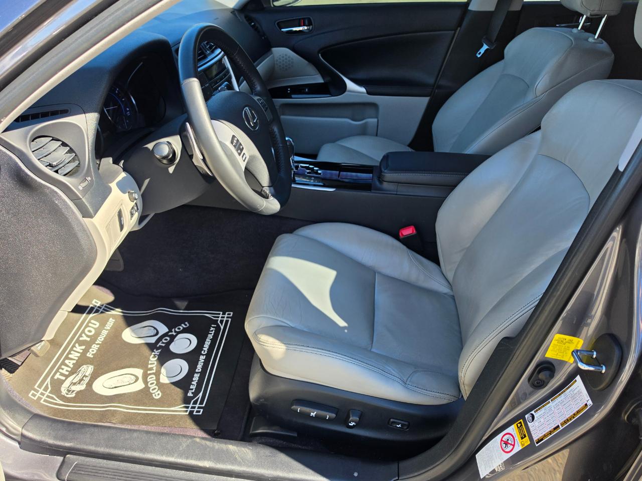 Lexus IS 250 RWD 2012