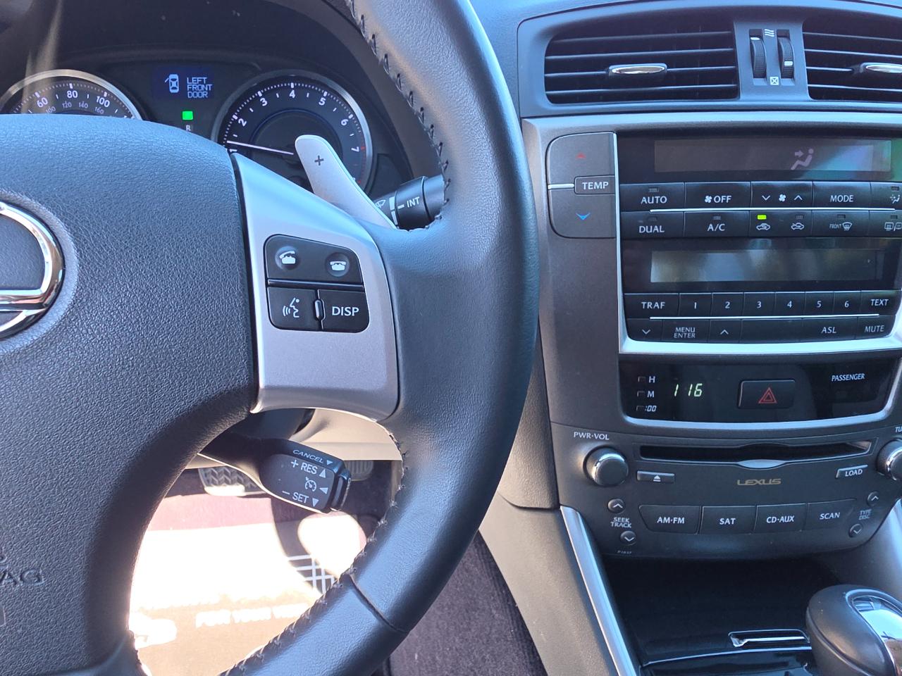 Lexus IS 250 RWD 2012