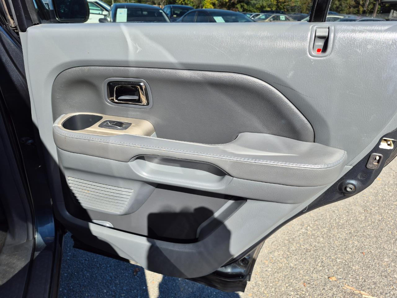 Honda Pilot EX 4WD w/ Leather and DVD 2006