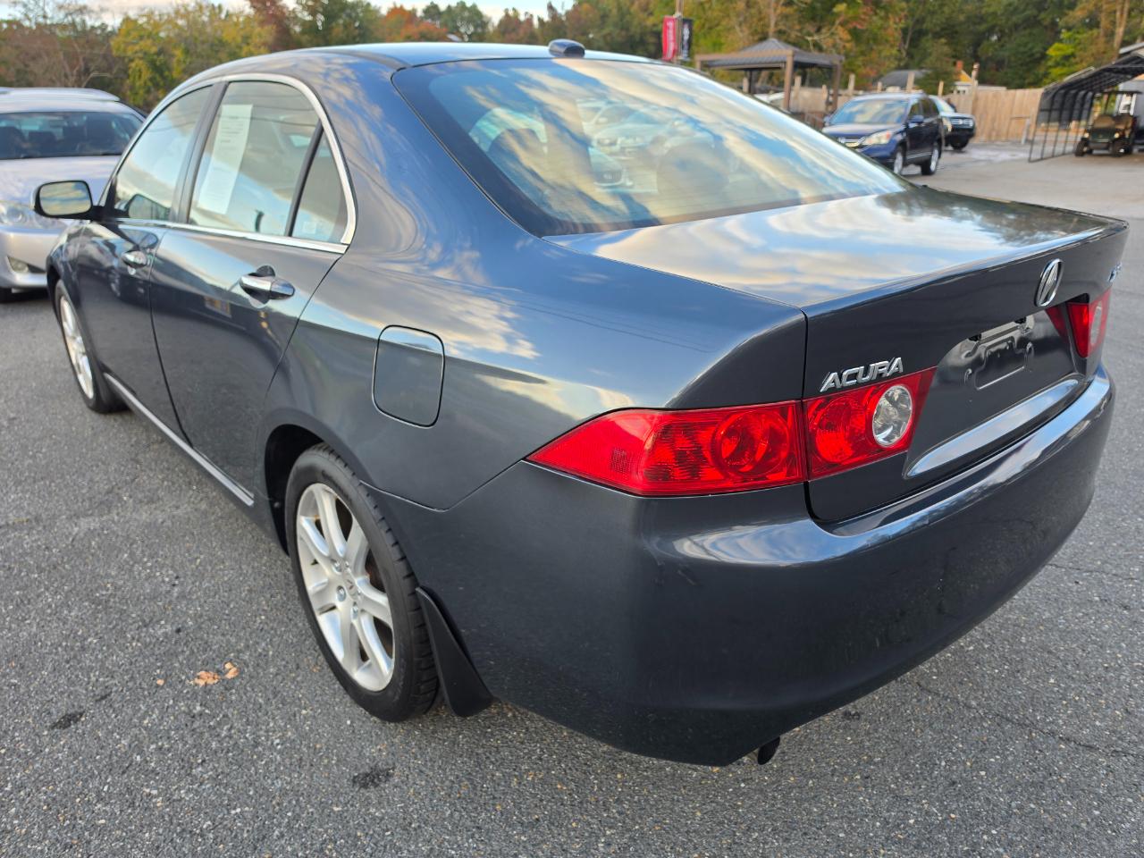 Acura TSX 5-speed AT with Navigation System 2005