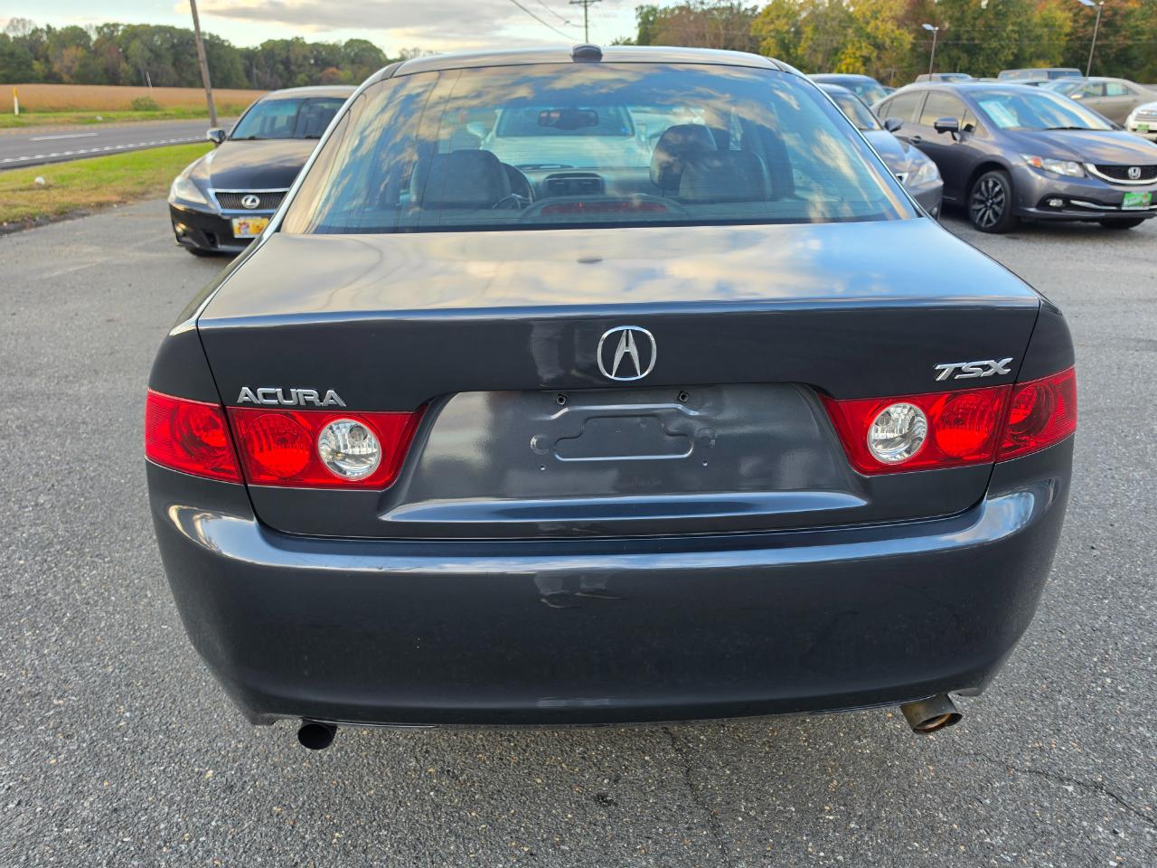 Acura TSX 5-speed AT with Navigation System 2005