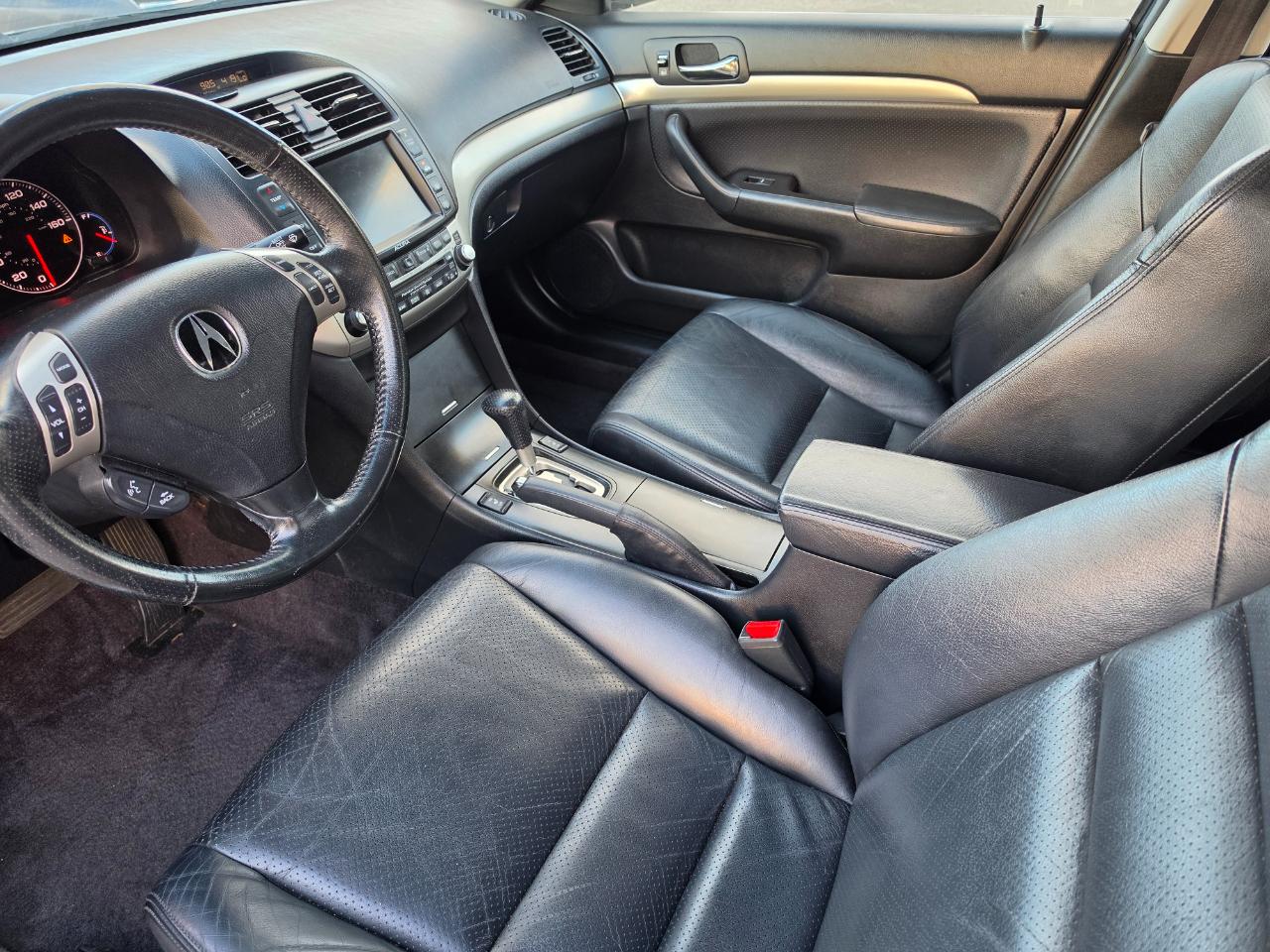 Acura TSX 5-speed AT with Navigation System 2005