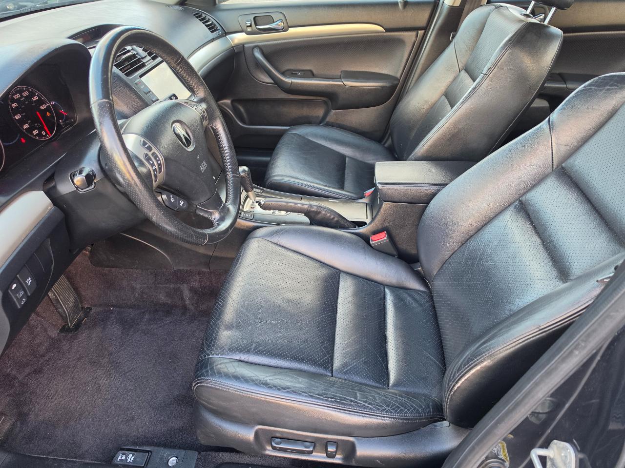 Acura TSX 5-speed AT with Navigation System 2005