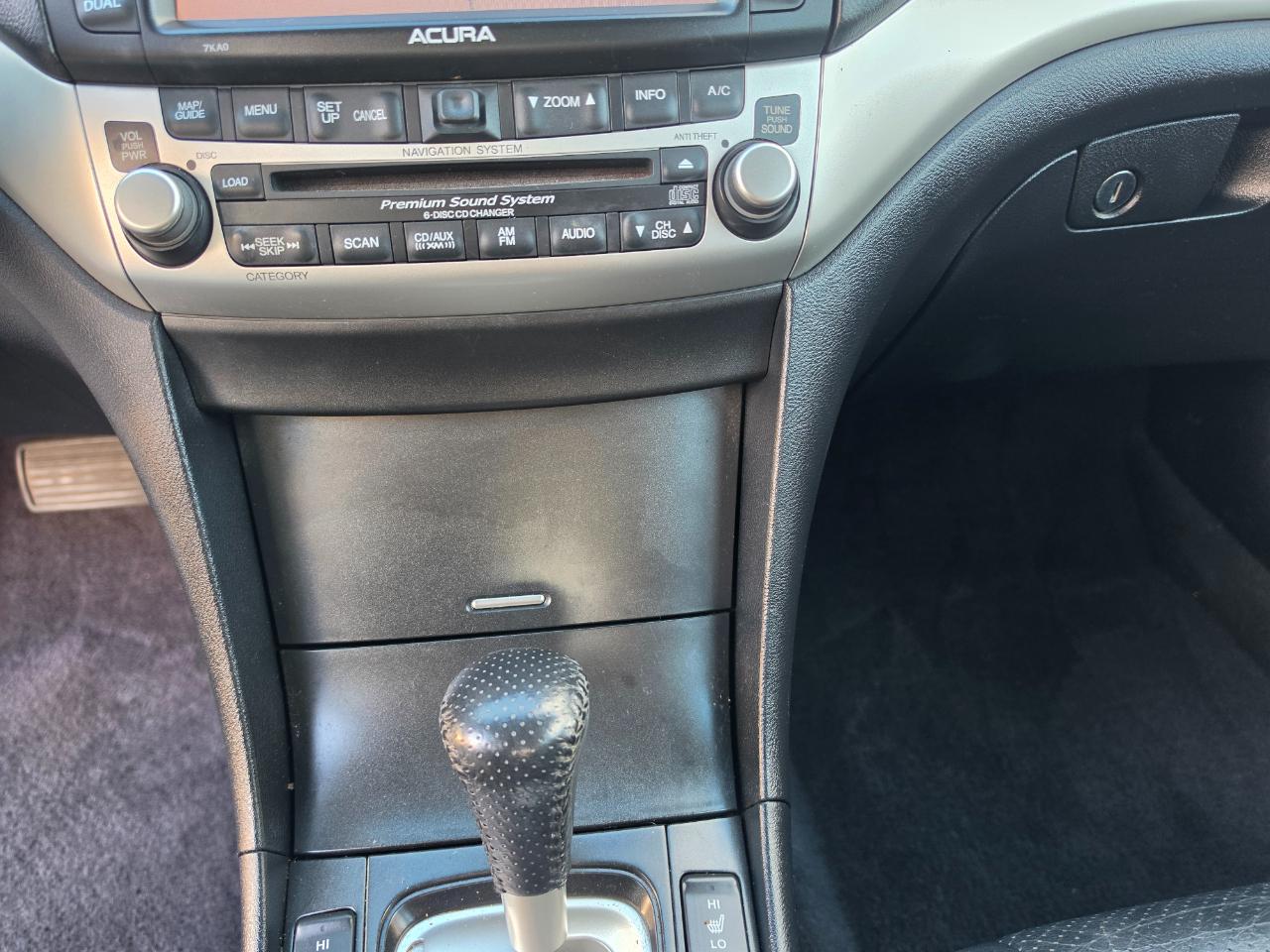 Acura TSX 5-speed AT with Navigation System 2005