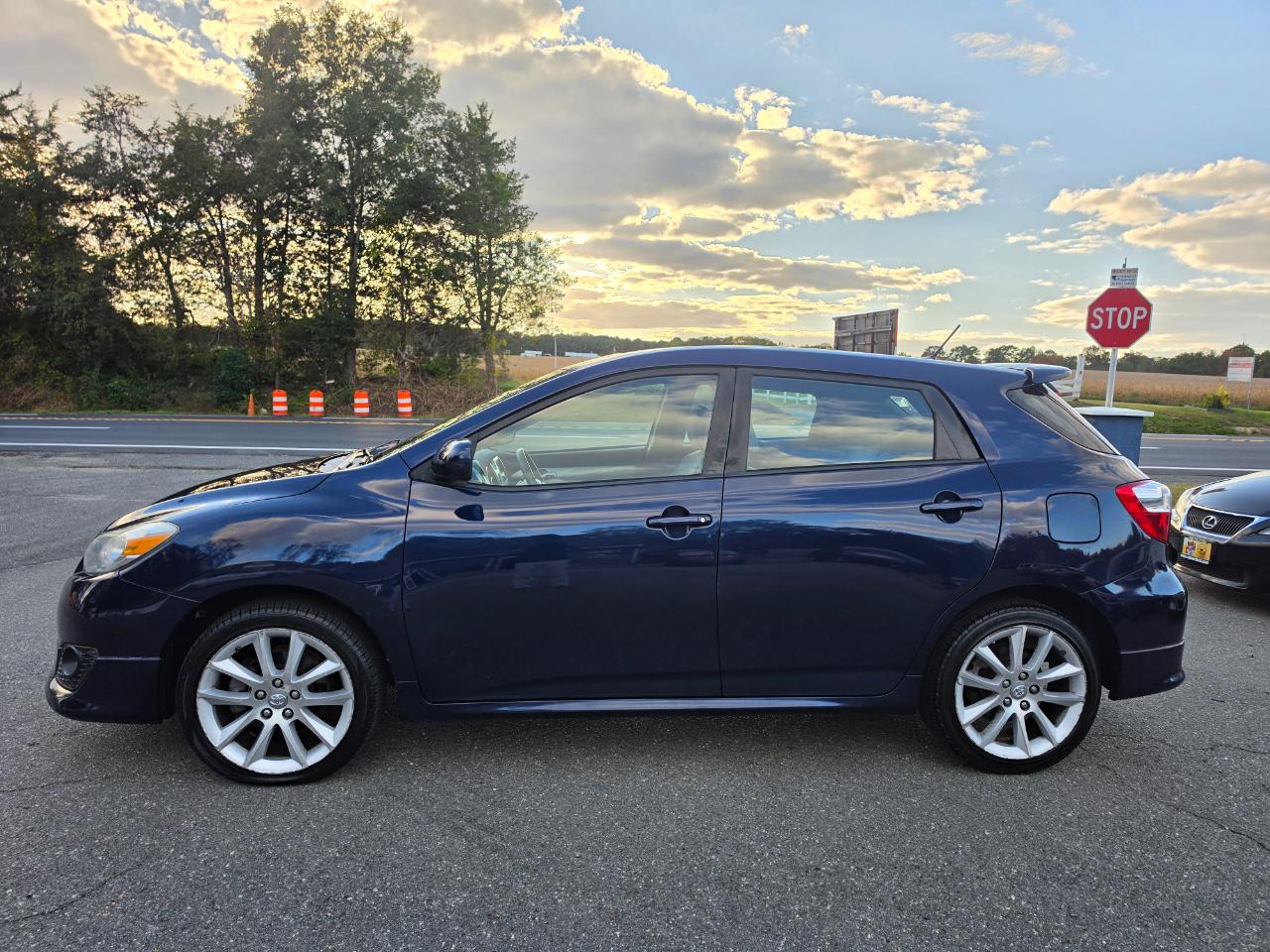 Toyota Matrix XRS 5-Speed AT 2009