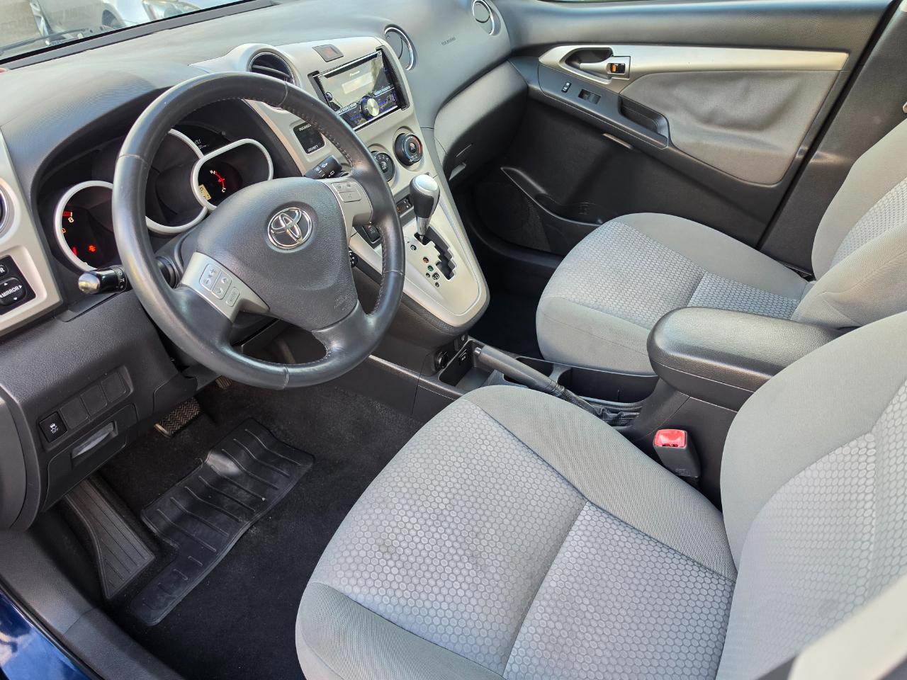 Toyota Matrix XRS 5-Speed AT 2009