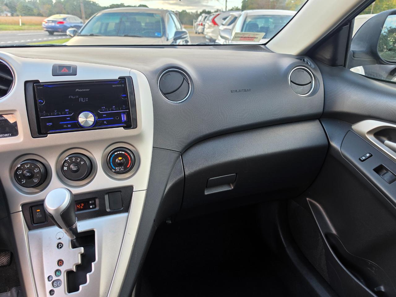 Toyota Matrix XRS 5-Speed AT 2009