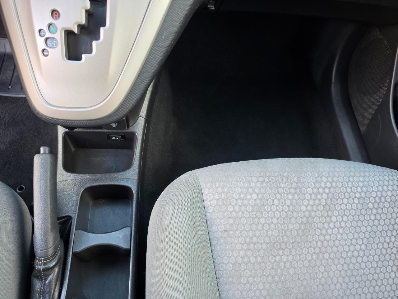 Toyota Matrix XRS 5-Speed AT 2009
