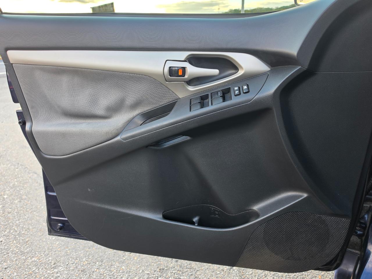 Toyota Matrix XRS 5-Speed AT 2009