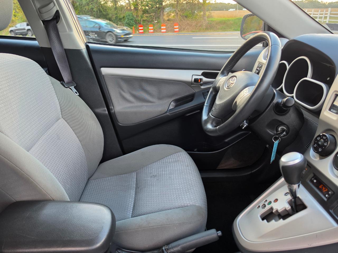 Toyota Matrix XRS 5-Speed AT 2009