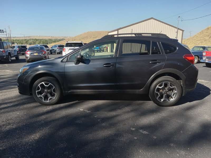 2015 Subaru Crosstrek Limited photo 2