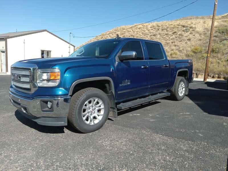 2015 GMC Sierra 1500 SLT Crew Cab Short Box 4WD