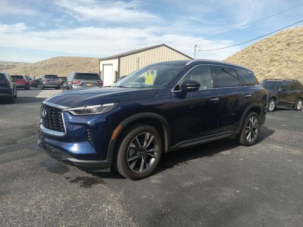 2023 Infiniti QX60 LUXE AWD