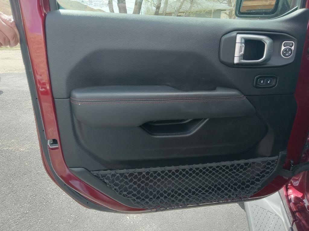 2021 Jeep Gladiator Rubicon - Photo 12