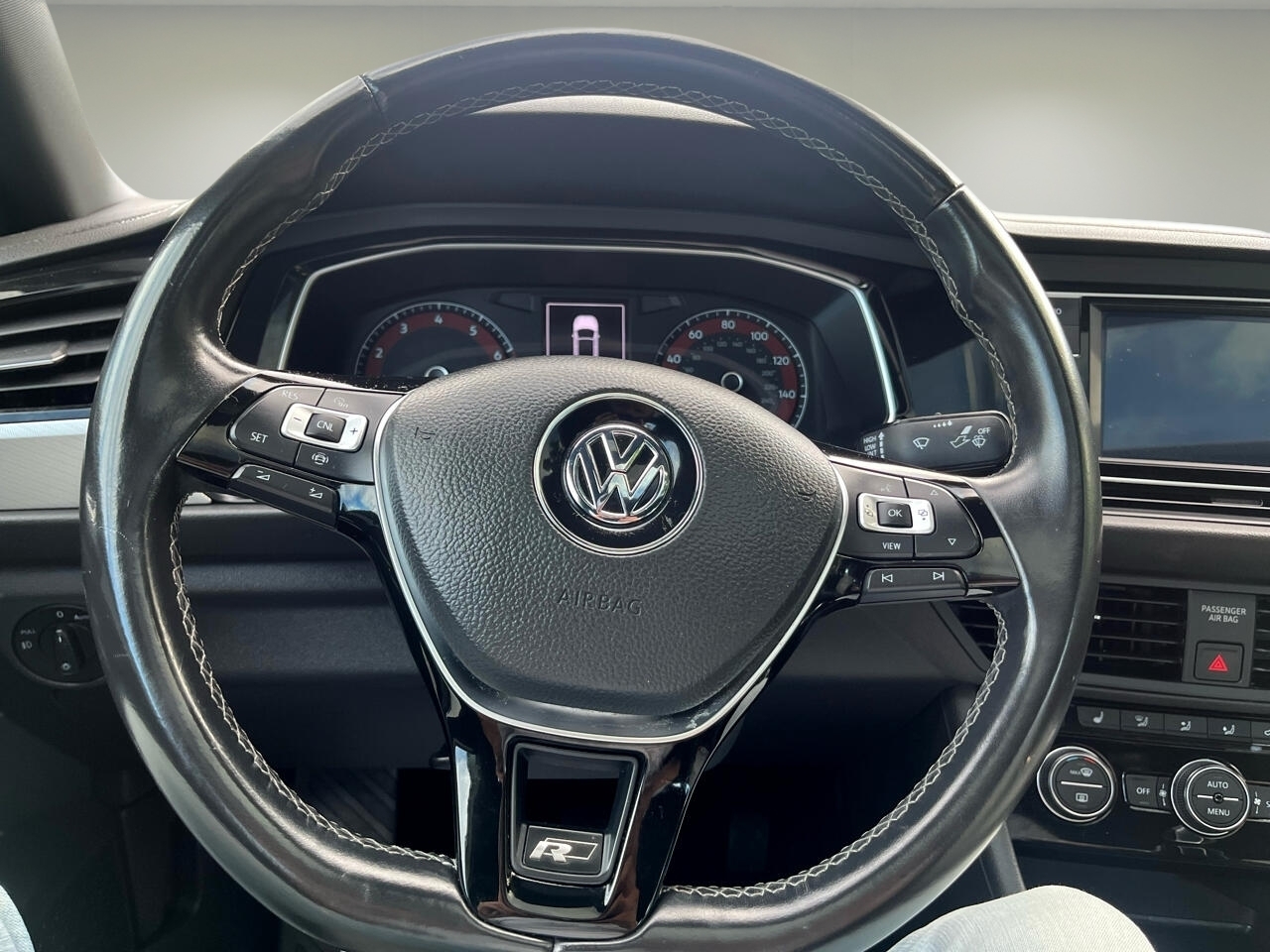 Volkswagen Jetta R-Line Auto w/SULEV 2019