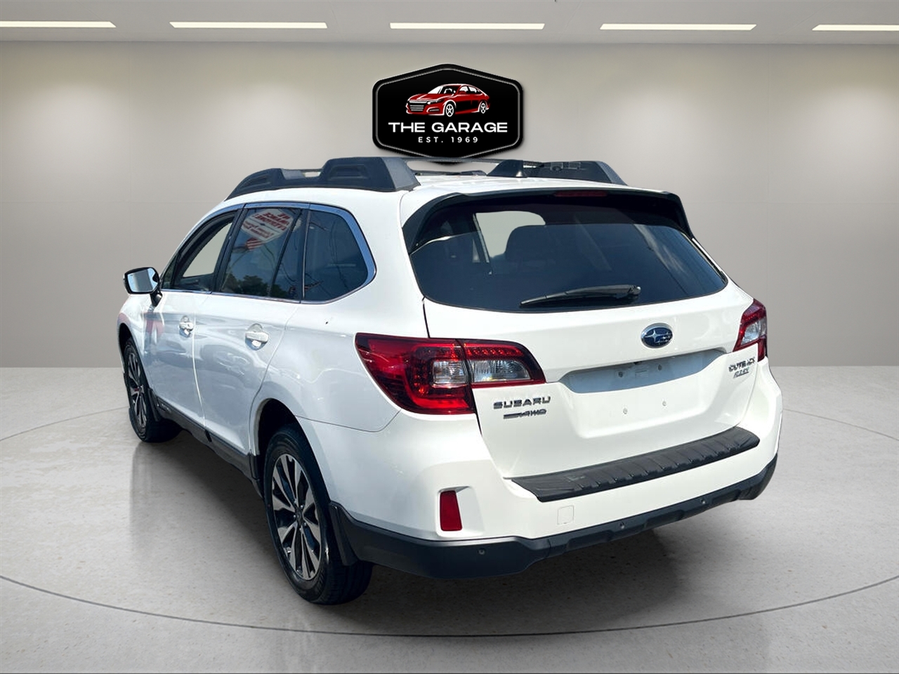 2017 Subaru Outback 2.5i Limited photo 4